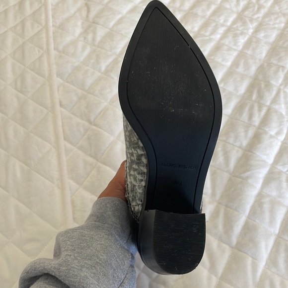 Marc Fisher Black Snake Chelsea Booties Size 6.5 - Picture 7 of 9